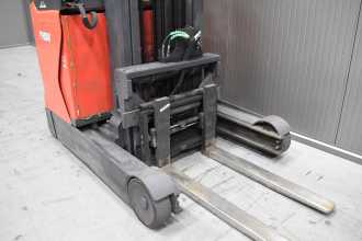 Carretilla elevadora segunda mano LINDE R 16 - 01 /58699/ ELEKTRO SCHUBMASTSTAPLER (13074579)