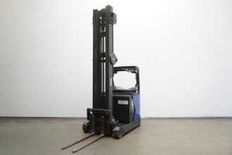 Carretilla elevadora segunda mano LINDE R 16 HD 1120-01 ELEKTRO SCHUBMASTSTAPLER (13038830)