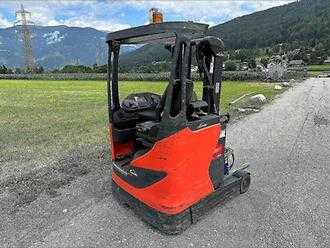 Carretilla elevadora segunda mano LINDE R12B-01 - 446DZ ELEKTRO SCHUBMASTSTAPLER (13058358)