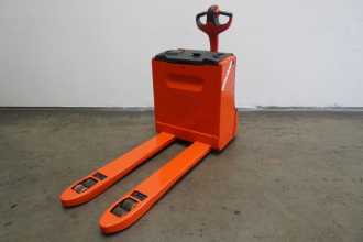 Carretilla elevadora segunda mano LINDE T 16 1152 ELEKTRO NIEDERHUBWAGENDEICHSEL (13071117)