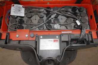 Carretilla elevadora segunda mano LINDE T 20 1152-02 ELEKTRO NIEDERHUBWAGENDEICHSEL (13015574)