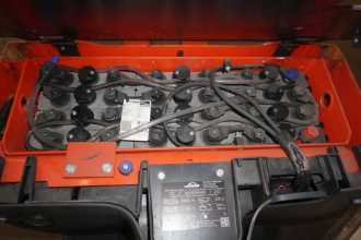 Carretilla elevadora segunda mano LINDE T 20 1152-02 ELEKTRO NIEDERHUBWAGENDEICHSEL (13016553)