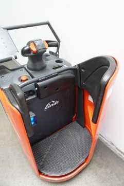 Carretilla elevadora segunda mano LINDE T 20 SP 131-08 ELEKTRO NIEDERHUBWAGENFAHRERSTAND (13040791)