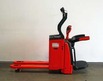 Carretilla elevadora segunda mano LINDE T 25 AP 1153-02 ELEKTRO NIEDERHUBWAGENFAHRERSTAND (12867640)