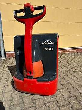 Carretilla elevadora segunda mano LINDE T18 ELEKTRO NIEDERHUBWAGENDEICHSEL (11921238)