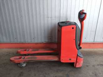 Carretilla elevadora segunda mano LINDE T20/1152 Lack neu ELEKTRO NIEDERHUBWAGENDEICHSEL (13070201) backdrop
