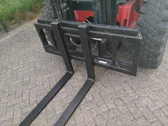 Carretilla elevadora segunda mano MANITOU M26-2 P ST3B S4-EU DIESEL VIERRADFRONTSTAPLER (13059438)