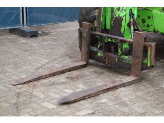 Carretilla elevadora segunda mano MERLO P36.7 DIESEL TELESKOPARMSTAPLER (13046259)