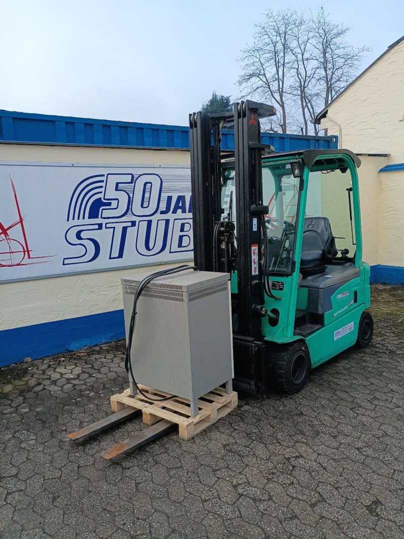 Carretilla elevadora segunda mano MITSUBISHI FB20CN ELEKTRO VIERRADFRONTSTAPLER (12962091)