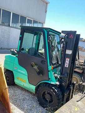 Carretilla elevadora segunda mano MITSUBISHI FD35N DIESEL VIERRADFRONTSTAPLER (13053048)