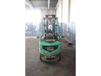 Carretilla elevadora segunda mano MITSUBISHI FG18NT GAS VIERRADFRONTSTAPLER (13047010)