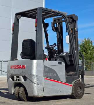 Carretilla elevadora segunda mano NISSAN 1N1L 15Q WEITERE WEITERE (12991413)
