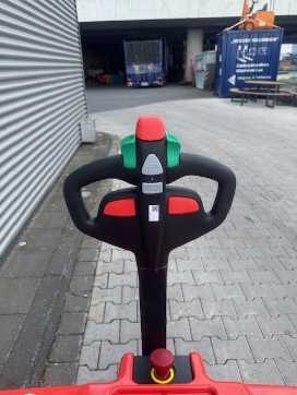 Carretilla elevadora segunda mano NOBLE PT 16 Lithium Batterie ELEKTRO NIEDERHUBWAGENDEICHSEL (13053699)