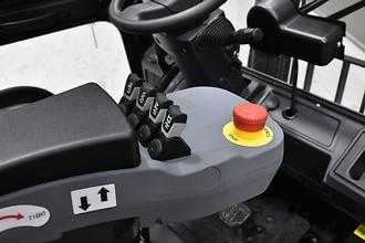 Carretilla elevadora segunda mano NOBLELIFT FE4P20Q 3300 ELEKTRO VIERRADFRONTSTAPLER (13072881)