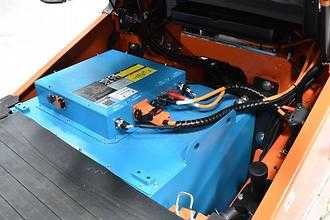 Carretilla elevadora segunda mano NOBLELIFT FE4P38P 4800 ELEKTRO VIERRADFRONTSTAPLER (13072893)