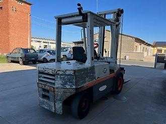 Carretilla elevadora segunda mano OM DI50C/500 DIESEL VIERRADFRONTSTAPLER (13075011)