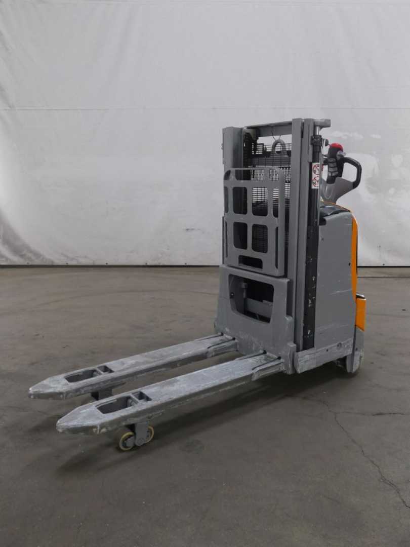 Carretilla elevadora segunda mano STILL EXD18K ELEKTRO HOCHHUBWAGENDEICHSEL (13046781)