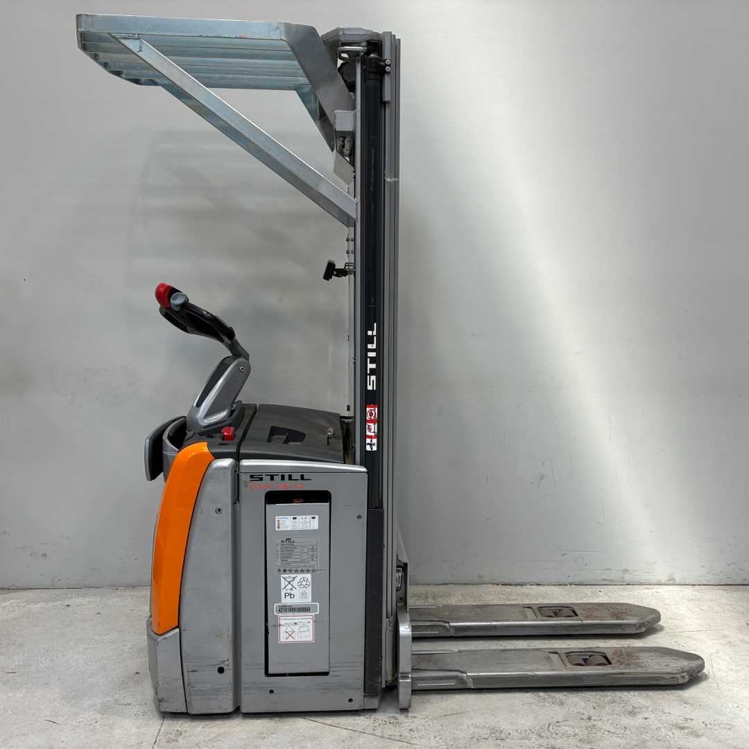 Carretilla elevadora segunda mano STILL EXV-SF14_VÆGT ELEKTRO HOCHHUBWAGENFAHRERSTAND (13074642)
