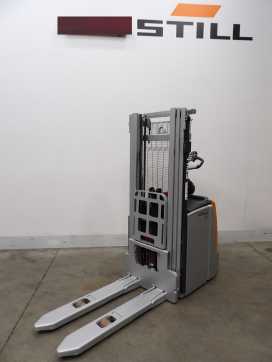 Carretilla elevadora segunda mano STILL EXV-SF16 ELEKTRO HOCHHUBWAGENFAHRERSTAND (13057634)