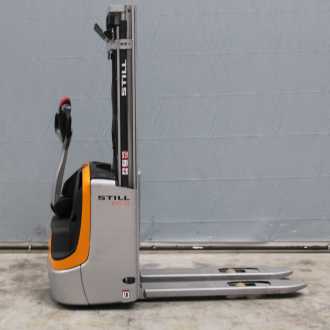Carretilla elevadora segunda mano STILL EXV12 ELEKTRO HOCHHUBWAGENFAHRERSTAND (13007069)