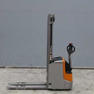 Carretilla elevadora segunda mano STILL EXV12I ELEKTRO HOCHHUBWAGENFAHRERSTAND (13007068)