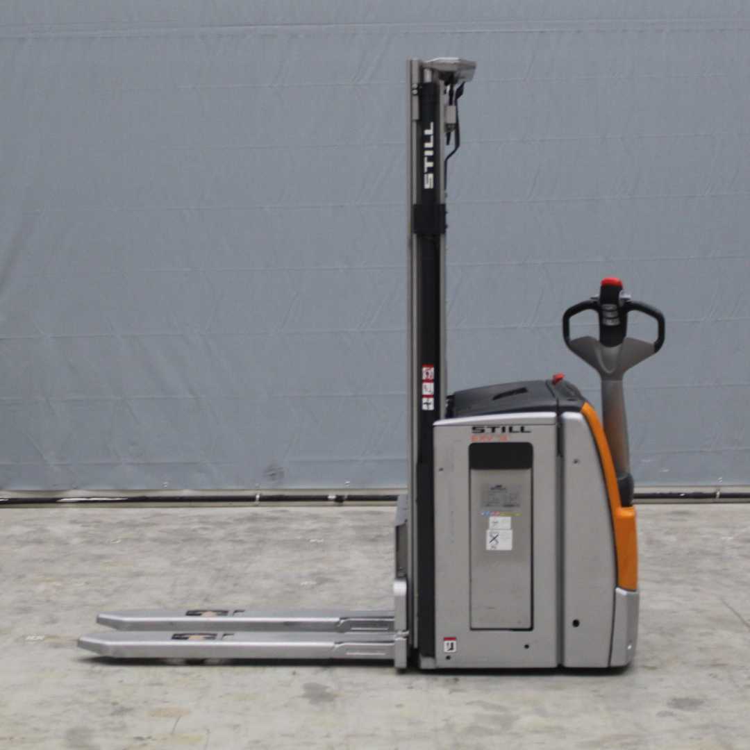 Carretilla elevadora segunda mano STILL EXV14 ELEKTRO HOCHHUBWAGENFAHRERSTAND (13007067)