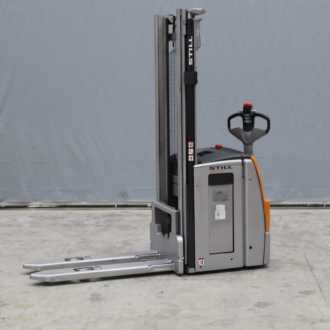 Carretilla elevadora segunda mano STILL EXV14 ELEKTRO HOCHHUBWAGENFAHRERSTAND (13007067)
