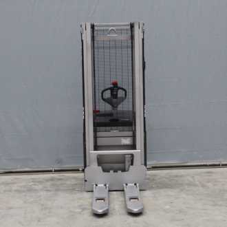 Carretilla elevadora segunda mano STILL EXV14 ELEKTRO HOCHHUBWAGENFAHRERSTAND (13007067)