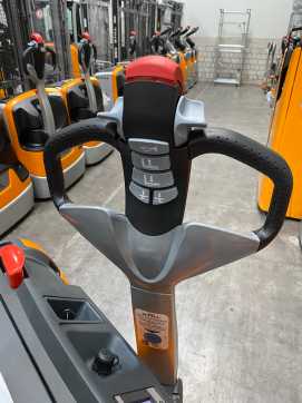 Carretilla elevadora segunda mano STILL EXV16I ELEKTRO HOCHHUBWAGENDEICHSEL (12997927)