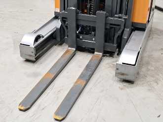 Carretilla elevadora segunda mano STILL FM-X 17 ELEKTRO SCHUBMASTSTAPLER (13075845)