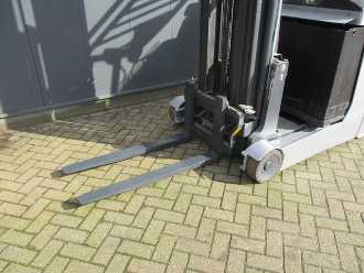 Carretilla elevadora segunda mano STILL FM-X14 ELEKTRO SCHUBMASTSTAPLER (13034770)