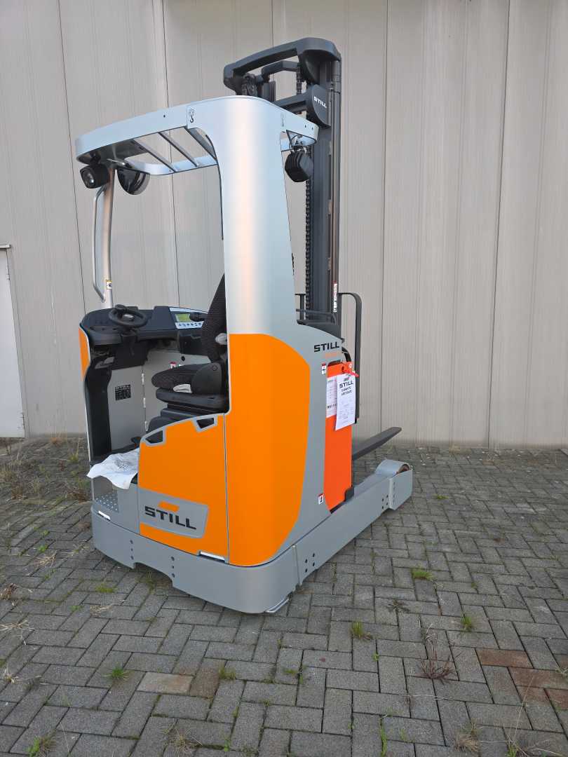 Carretilla elevadora segunda mano STILL FM-X17 ELEKTRO SCHUBMASTSTAPLER (13035079)