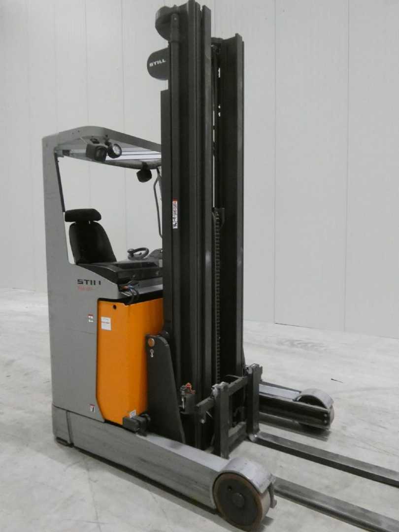 Carretilla elevadora segunda mano STILL FM-X17 ELEKTRO SCHUBMASTSTAPLER (13074172)