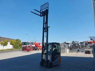 Carretilla elevadora segunda mano STILL RX 20-14 / Triplex: 4,3m / nur 1.704h! / 2022 ELEKTRO VIERRADFRONTSTAPLER (13024725)