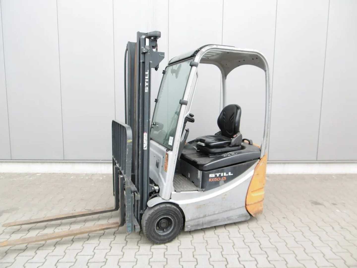 Carretilla elevadora segunda mano STILL RX 50-13 ELEKTRO DREIRADFRONTSTAPLER (12973694)
