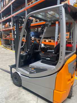 Carretilla elevadora segunda mano STILL RX20-14C ELEKTRO DREIRADFRONTSTAPLER (13058381)