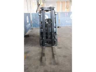 Carretilla elevadora segunda mano TOYOTA 02-8FGF15 GAS VIERRADFRONTSTAPLER (13047022)