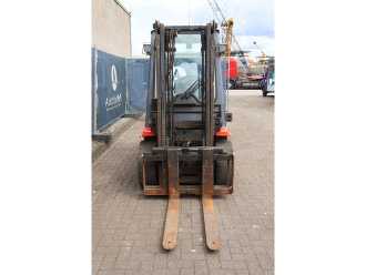 Carretilla elevadora segunda mano TOYOTA 62-7FDF30 DIESEL VIERRADFRONTSTAPLER (13062920)