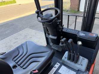 Carretilla elevadora segunda mano TOYOTA 7FBEST15 ELEKTRO DREIRADFRONTSTAPLER (13059464)
