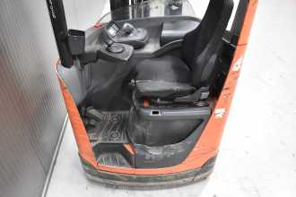 Carretilla elevadora segunda mano TOYOTA RRE 140 H /59028/ ELEKTRO SCHUBMASTSTAPLER (13073124)