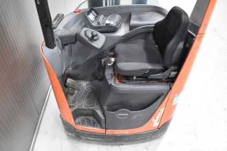 Carretilla elevadora segunda mano TOYOTA RRE 160 H /59022/ ELEKTRO SCHUBMASTSTAPLER (13074780)