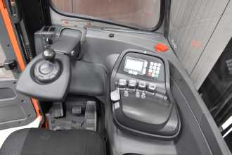 Carretilla elevadora segunda mano TOYOTA RRE 160 HCC /58421/ ELEKTRO SCHUBMASTSTAPLER (13063364)
