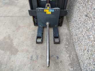 Carretilla elevadora segunda mano TOYOTA SPE120 ELEKTRO HOCHHUBWAGENDEICHSEL (13031199)