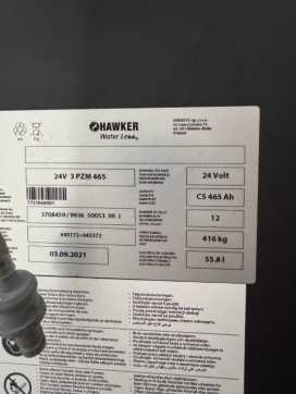 Carretilla elevadora segunda mano UNICARRIERS 160SDTFVS570XJN - Vorführgerät - 15 Std. - Wie Neu ELEKTRO SEITENSTAPLER (12917198)