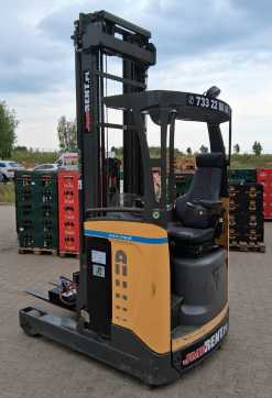 Carretilla elevadora segunda mano UNICARRIERS UMS 160 DTFVXC725 WEITERE SCHUBMASTSTAPLER (12989238) backdrop