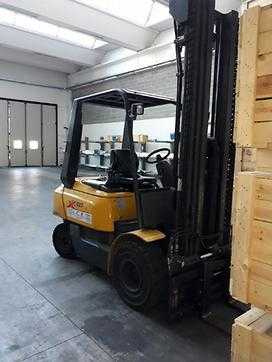 Carretilla elevadora segunda mano WEITERE XD 25 DIESEL VIERRADFRONTSTAPLER (12049216) backdrop