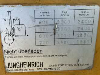 Carretilla elevadora segunda mano YALE DFG 30 DIESEL VIERRADFRONTSTAPLER (13071743)