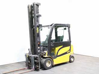 Carretilla elevadora segunda mano YALE ERP 30 VL E3145 ELEKTRO VIERRADFRONTSTAPLER (13040955) backdrop