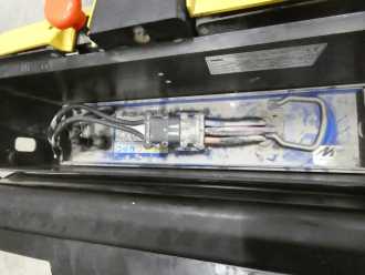 Carretilla elevadora segunda mano YALE MP16/LIION ELEKTRO NIEDERHUBWAGENDEICHSEL (13075411)