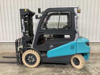 Chariot élévateur d'occasion BAOLI KBE 35 Li G1 -Vorführmaschine ELEKTRO VIERRADFRONTSTAPLER (13027055) backdrop